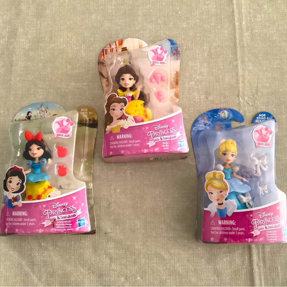 Disney Princess Little Kingdom Mini Doll Set - New